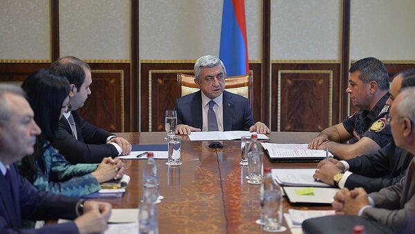Совещание президента Армении Сержа Саргсяна с руководителями правоохранительных органов - Sputnik Латвия