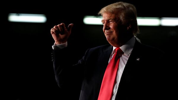 Кандидат в президенты США Дональд Трамп Кандидат в президенты США Дональд Трамп - Sputnik Латвия