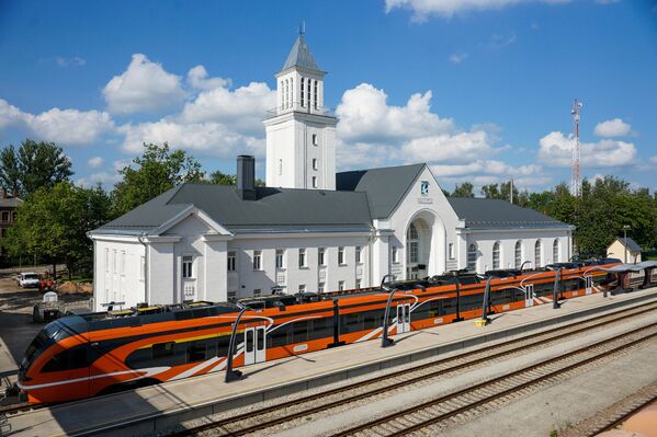 Железнодорожный вокзал в Валге - Sputnik Латвия