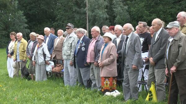 Сбор ветеранов эстонской 20-й дивизии СС в Синимяэ - Sputnik Латвия