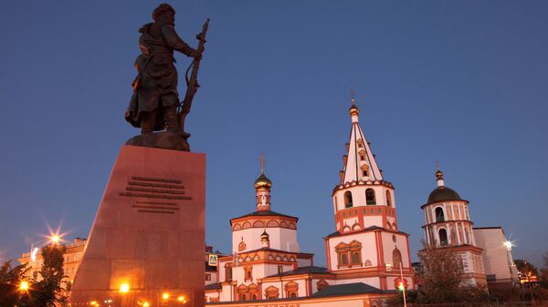Вечерний Иркутск – город в огнях Вечерний Иркутск – город в огнях - Sputnik Латвия