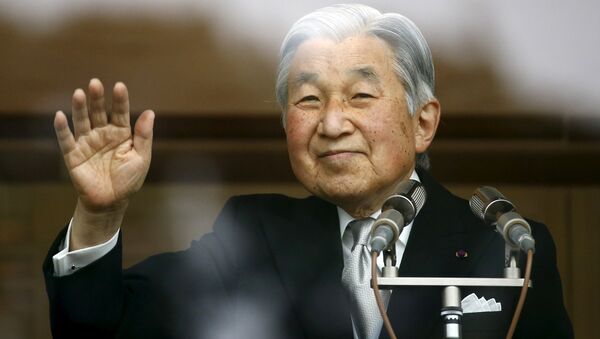 Японский император Акихито в день своего 82-летия в Токио - Sputnik Latvija