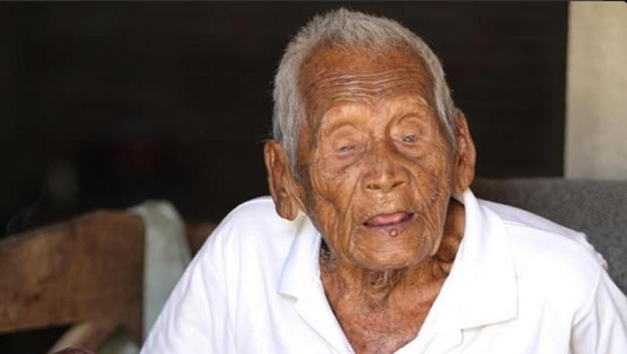 Самого старшего человека. Сапарман Содимеджо долгожитель. Самый долгожитель на земле человек.