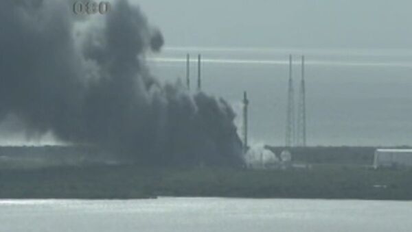 Starta laukumā ASV uzsprāgusi raķete Falcon 9 - Sputnik Latvija