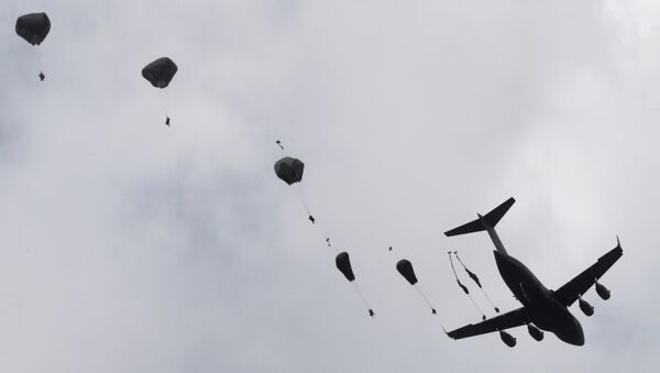 Американский десант во время учений Bayonet Strike в Адажи - Sputnik Latvija