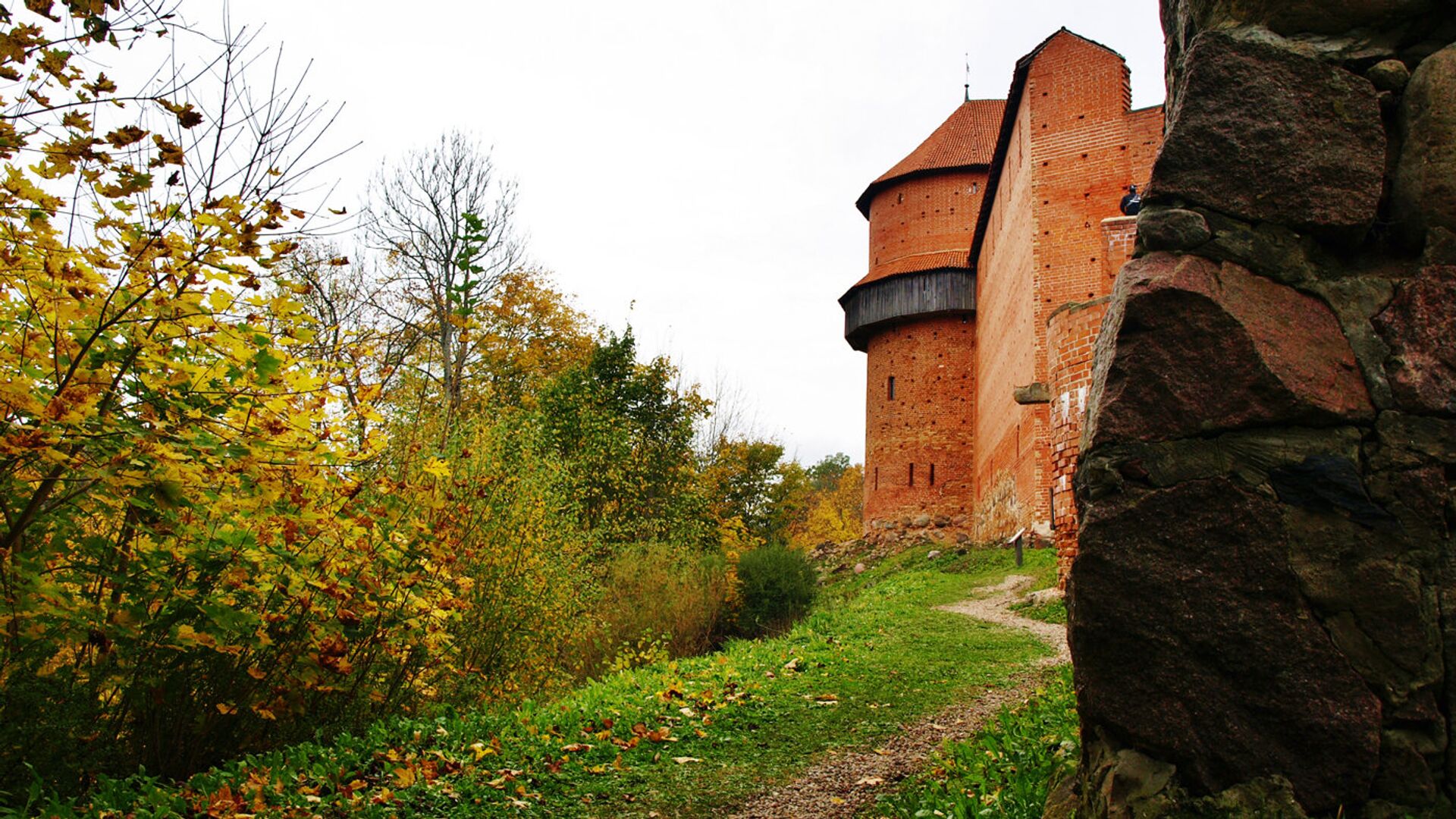 Сигулда, Турайдский замок - Sputnik Латвия, 1920, 05.09.2022
