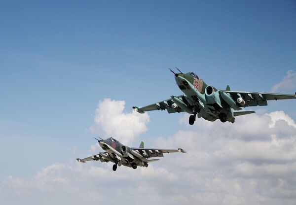 Российская боевая авиация на авиабазе Хмеймим в Сирии Российская боевая авиация на авиабазе Хмеймим в Сирии - Sputnik Латвия
