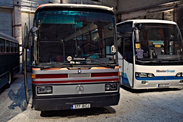 Unikāla retroautobusu izstāde Unikāla retroautobusu izstāde - Sputnik Latvija
