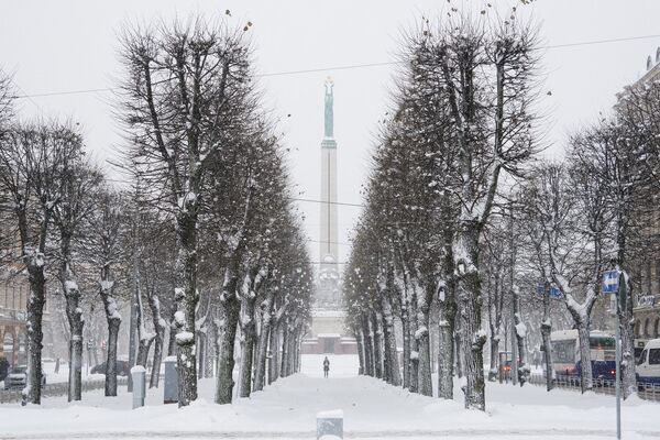 Рига под снегом - Sputnik Латвия