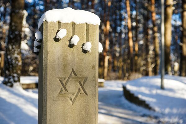Мемориал холокоста в Румбуле - Sputnik Латвия