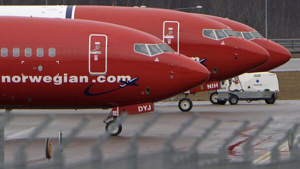 Boeing 737-800 норвежской авиакомпании низких цен Norwegian - Sputnik Латвия