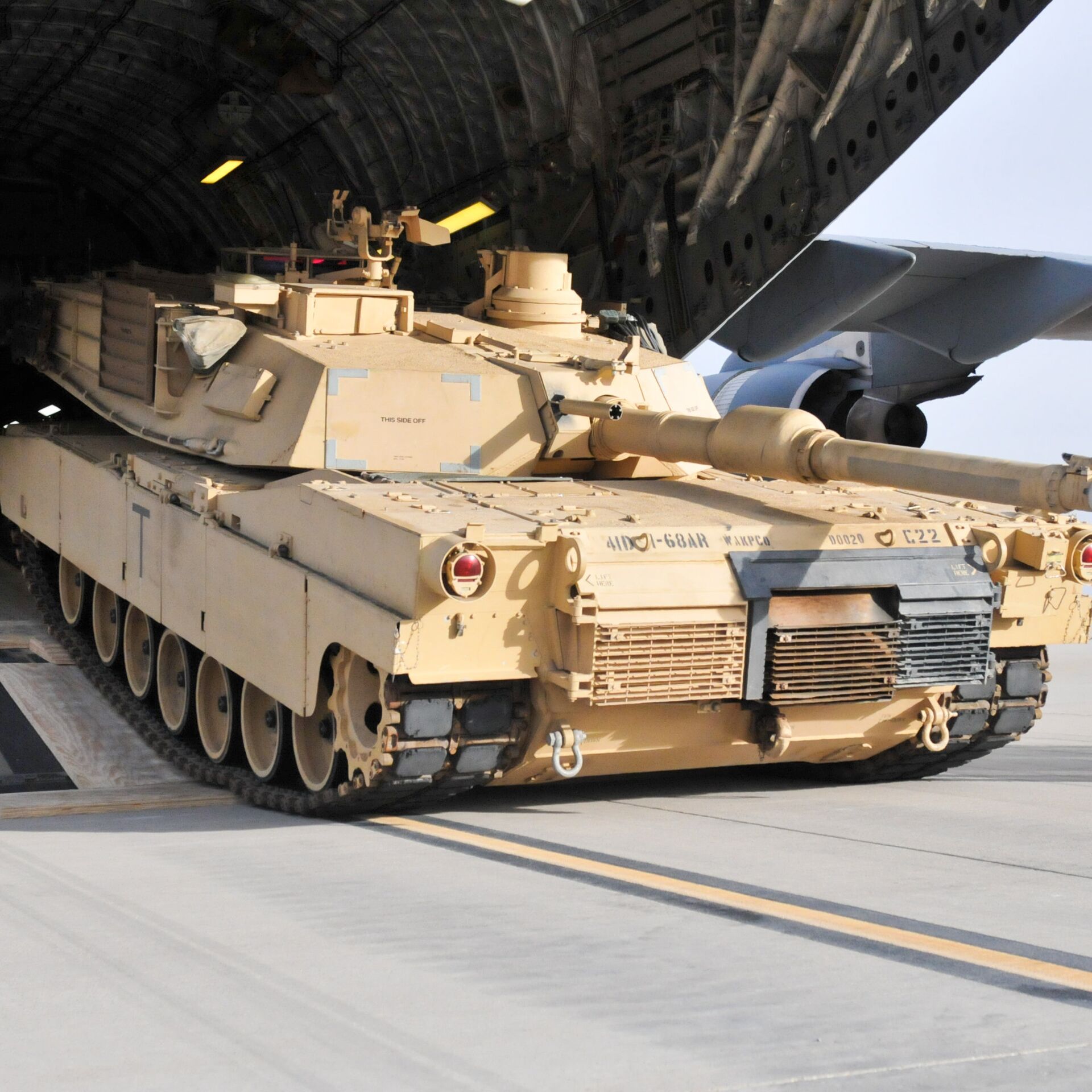 Сколько стоит танк абрамс в рублях. Танк Абрамс 2022. M130 Abrams. Танк m1 Abrams в России. Новый танк Абрамс 2022.