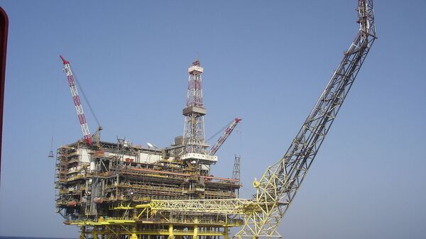 Нефтяная буровая платформа - Sputnik Latvija