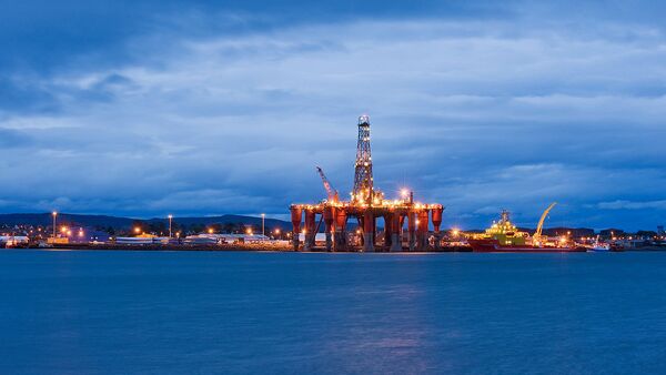 Нефтяные вышки в Северном море - Sputnik Латвия