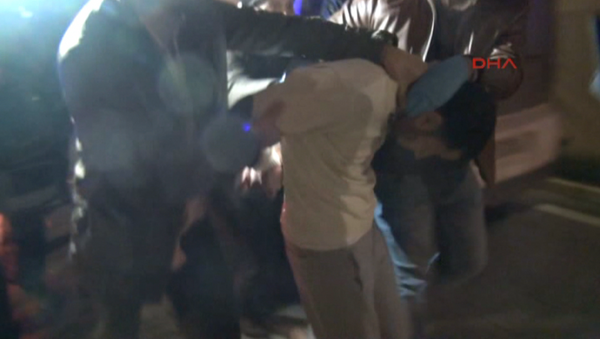 Задержание исполнителя теракта в ночном клубе Турции - Sputnik Латвия