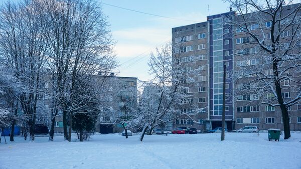 Многоэтажки рижского района Засулаукс на улице Грегора - Sputnik Латвия