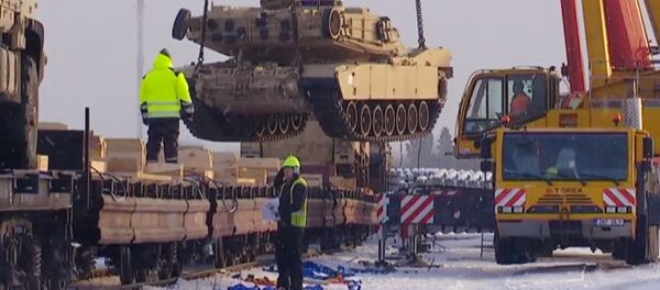 Американская военная техника в Эстонии Американская военная техника в Эстонии - Sputnik Латвия