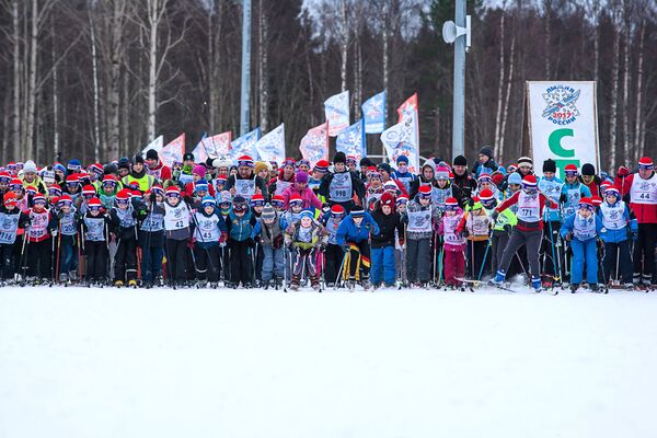 Всероссийская массовая лыжная гонка Лыжня России - 2017 - Sputnik Латвия