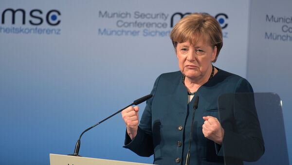 Канцлер ФРГ Ангела Меркель выступает на 53-й Мюнхенской конференции по безопасности - Sputnik Latvija
