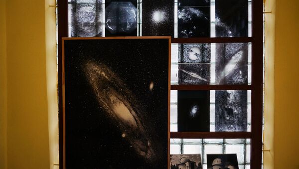 Взрывы сверхновых, скопления звёзд, туманности и далёкие галактики всё это можно наблюдать в обсерватории в Балдоне - Sputnik Латвия