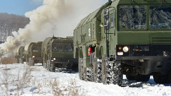 Оперативно-тактические ракетные комплексы Искандер-М - Sputnik Латвия