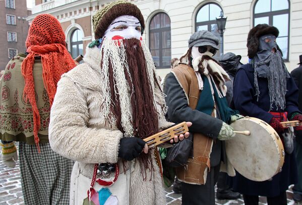 XVIII Международный фестиваль масочных традиций в Риге XVIII Международный фестиваль масочных традиций в Риге - Sputnik Латвия