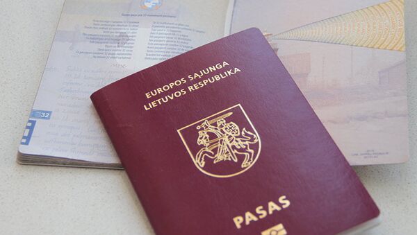 Литовские паспорта - Sputnik Латвия