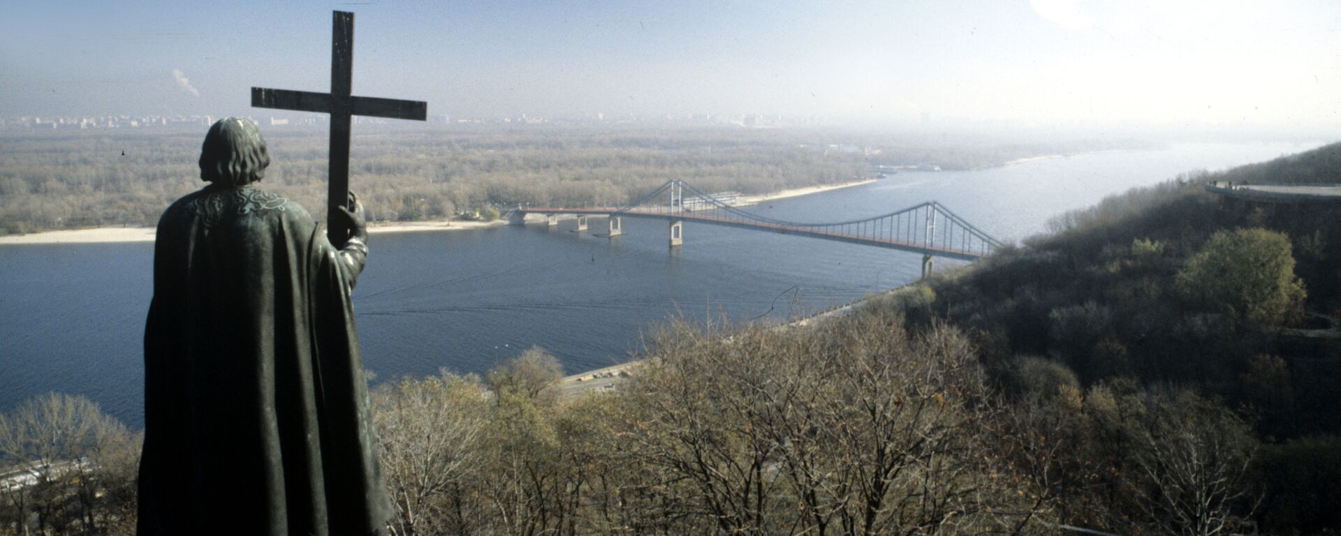 Памятник князю Владимиру в Киеве, архивное фото - Sputnik Латвия, 1920, 24.01.2024