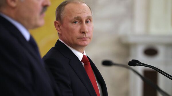 Президент РФ Владимир Путин и президент Белоруссии Александр Лукашенко - Sputnik Латвия