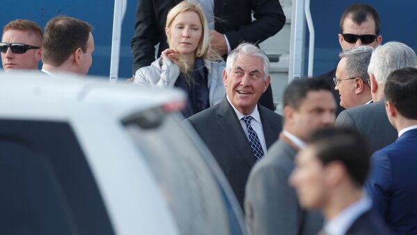 Госсекретарь США Рекс Тиллерсон прибыл в Международный аэропорт Внуково в Москве - Sputnik Latvija