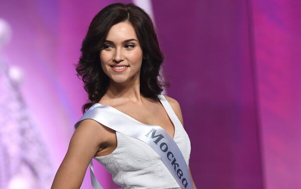 Ксения Александрова в финале конкурса Мисс Россия 2017 Ксения Александрова в финале конкурса Мисс Россия 2017 - Sputnik Латвия