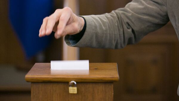 Balsošana. Foto no arhīva - Sputnik Latvija