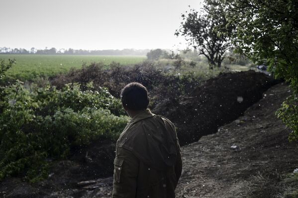 Батальон Призрак народного ополчения Луганска Батальон Призрак народного ополчения Луганска - Sputnik Латвия