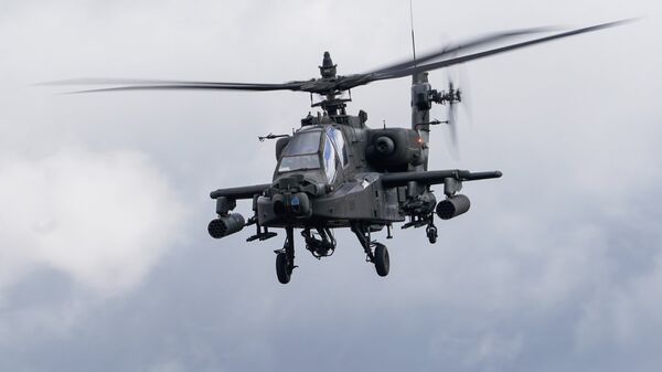 Amerikāņu helikopters Apache - Sputnik Latvija