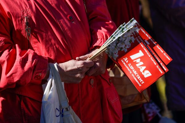 Митинг Социалистической партии Латвии в честь 1 Мая в Риге Митинг Социалистической партии Латвии в честь 1 Мая в Риге - Sputnik Latvija