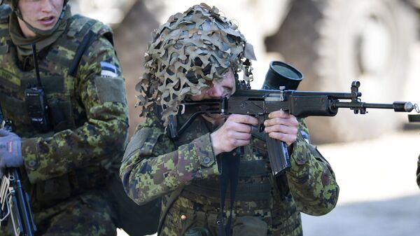 Военные учения НАТО Spring storm в Эстонии - Sputnik Latvija