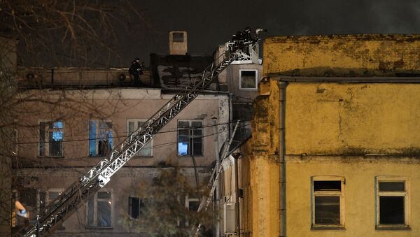 Пожар на швейном предприятии на востоке Москвы - Sputnik Латвия