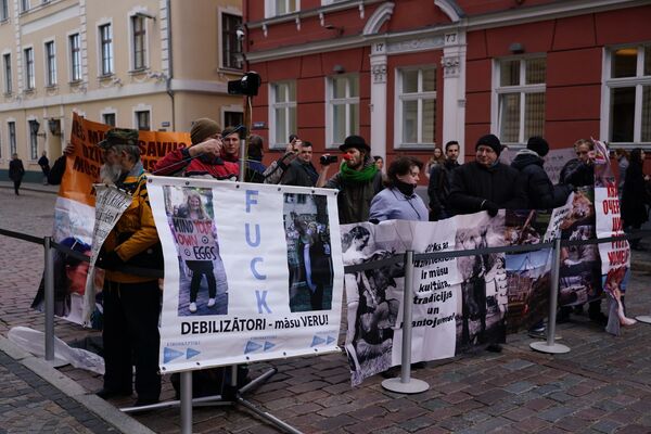 Пикет в защиту цирка с животными Пикет в защиту цирка с животными - Sputnik Латвия