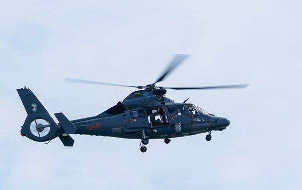 Вертолет Литовских ВВС AS365 N3+ Dauphin - Sputnik Латвия