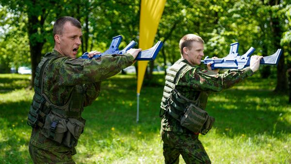 Lietuvas armijas karavīri - Sputnik Latvija