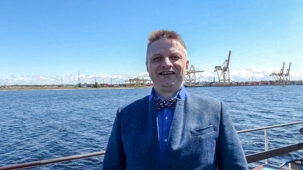 Генеральный директор исследовательского агентства Infranews Алексей Безбородов Генеральный директор исследовательского агентства Infranews Алексей Безбородов - Sputnik Латвия