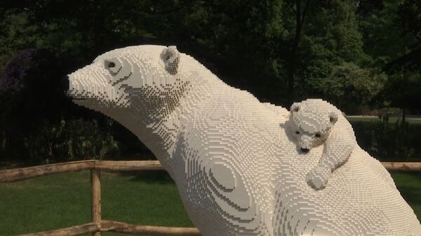 Beļģijas zoodārzā uzbūvēja dzīvniekus no Lego - Sputnik Latvija