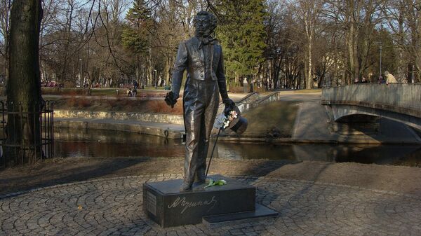 Памятник Пушкину в Риге - Sputnik Латвия
