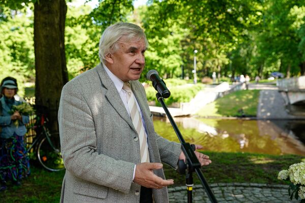 Петр Антропов писатель и публицист Петр Антропов писатель и публицист - Sputnik Латвия