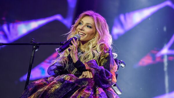 Российская певица Юлия Самойлова на конкурсе Мисс СНГ 2017 в Ереване - Sputnik Латвия