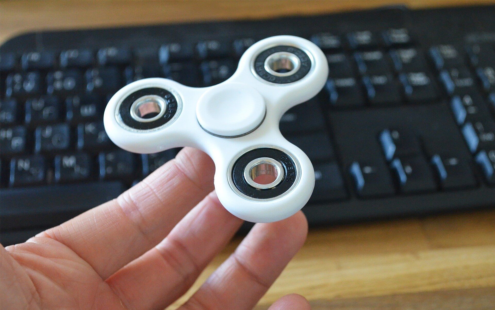 Развивающая игрушка Fidget Spinner Спиннер классический - 34renault.ru