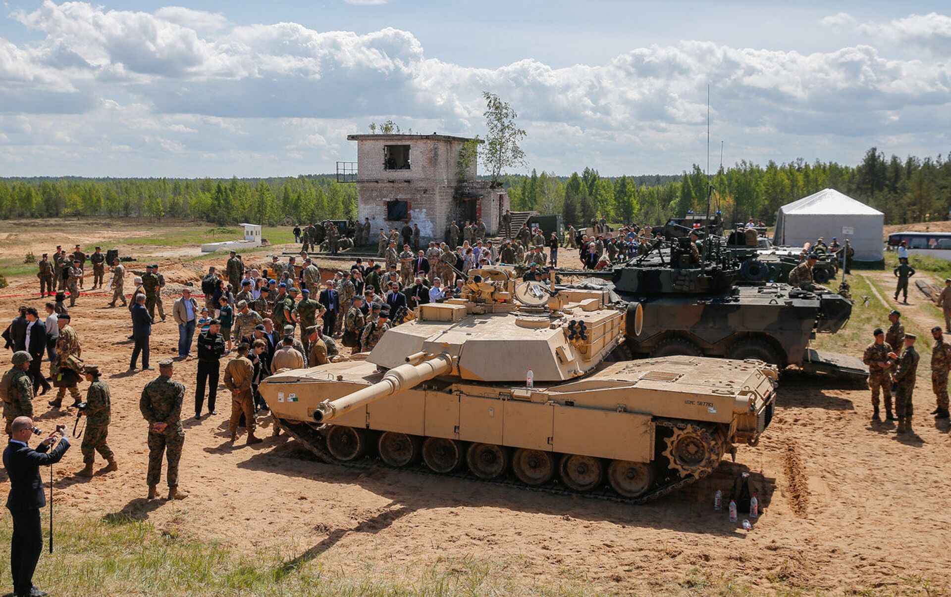 адажи латвия военный городок