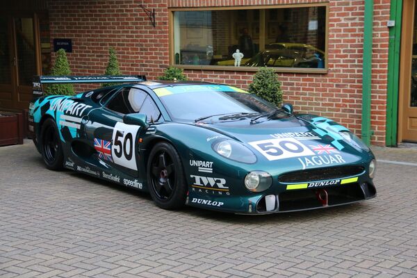 Automašīna Jaguar XJ220C Automašīna Jaguar XJ220C - Sputnik Latvija