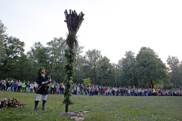 Празднование Лиго в Риге - Sputnik Latvija