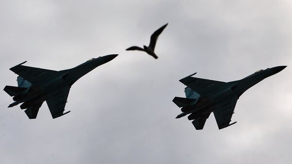 Самолеты-перехватчики Су-27 - Sputnik Latvija